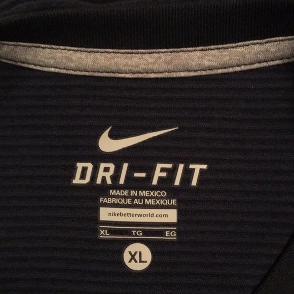 Mens Nike Dri-Fit Shirt - Picture 6 of 7